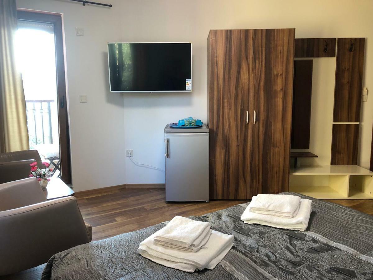 Breeze Guest House Chernomorets Esterno foto